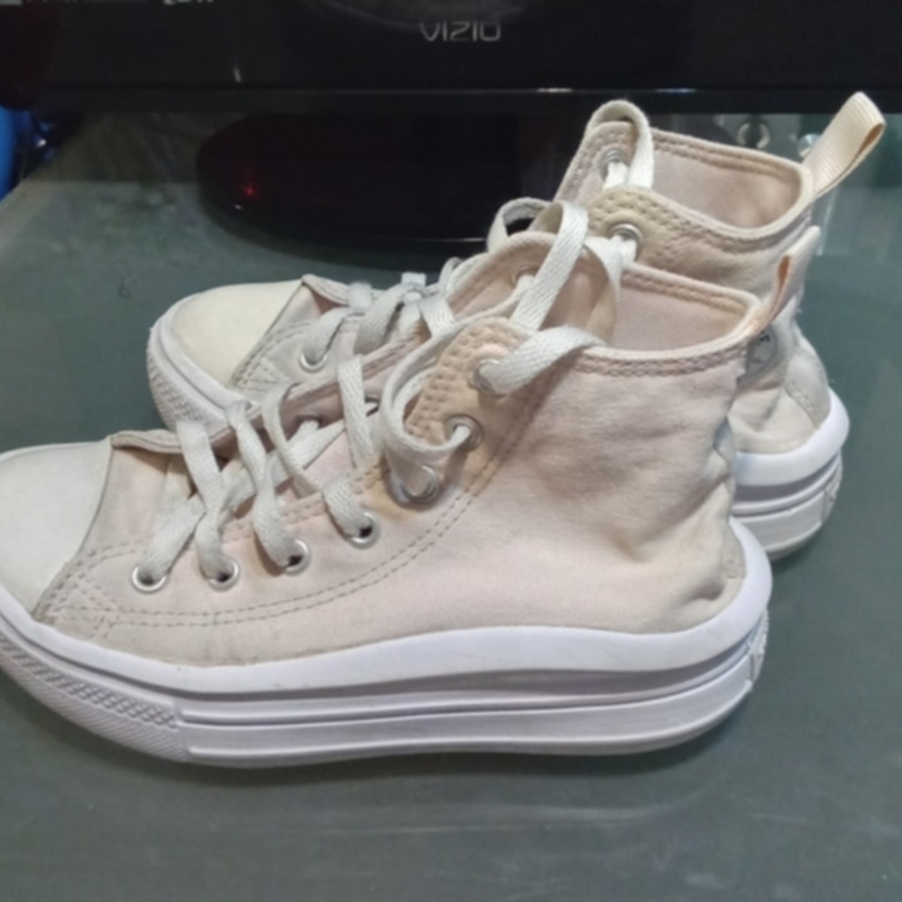 Converse Kid's Chuck Taylor All Star High Top Platform Light Pink Size 2 - Picture 2 of 5